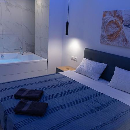 Athens Jacuzzi Apartment 外观 照片